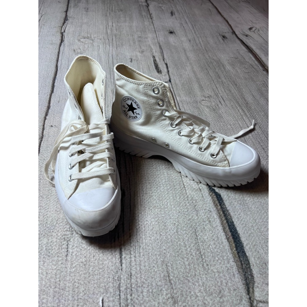 Converse Chuck Taylor Lugged 2.0 High Top Women 10.5‎ White Platform Sneaker